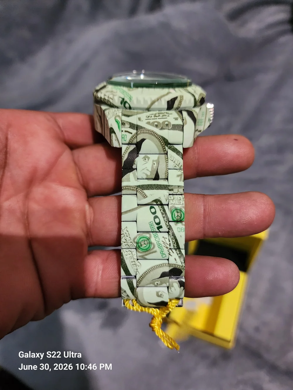 Invicta Men’s Green Dollar-Print Hydromax Watch